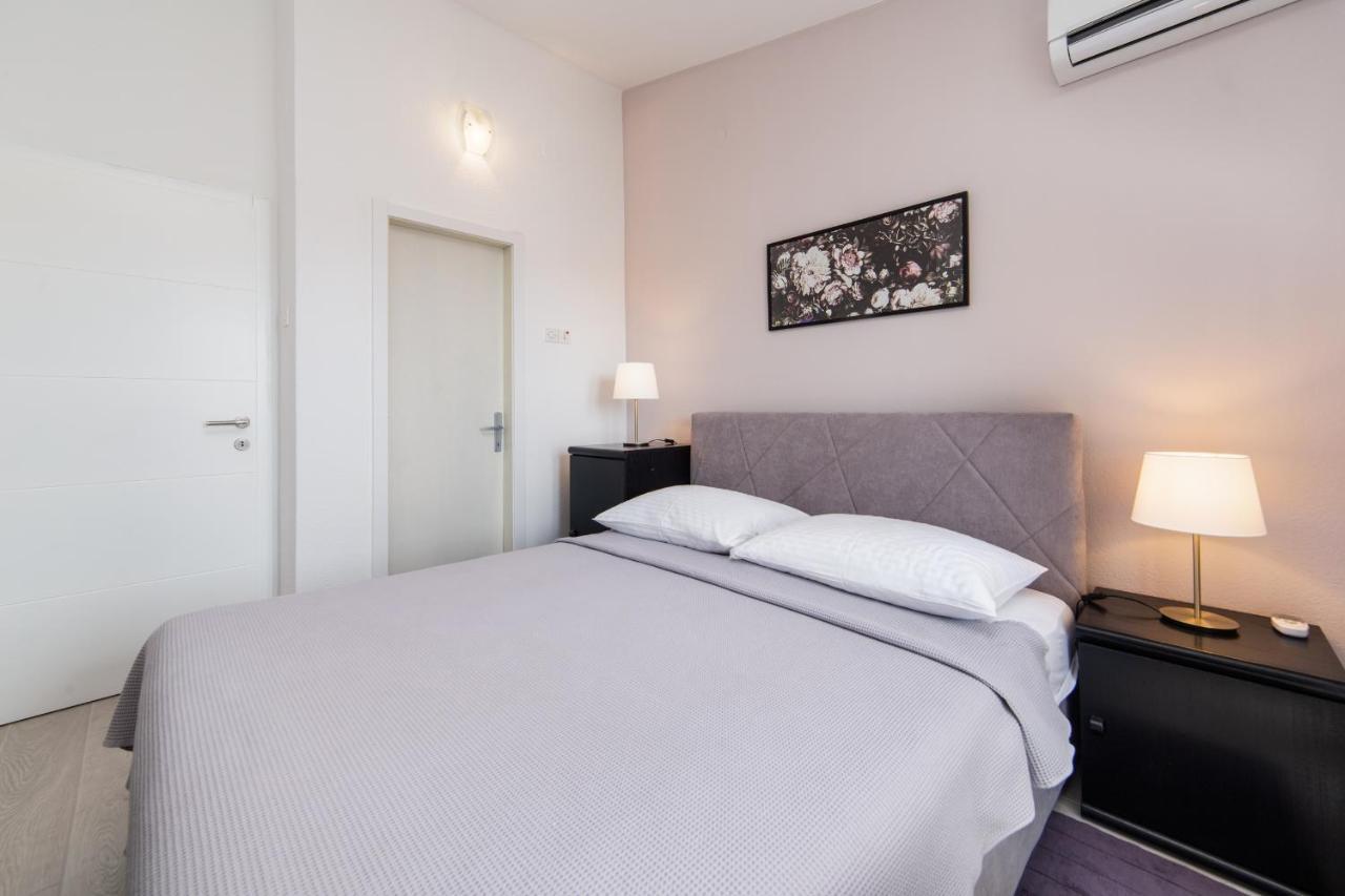 Apartments Divna Baska Voda Exterior photo